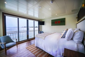Luxury Suite